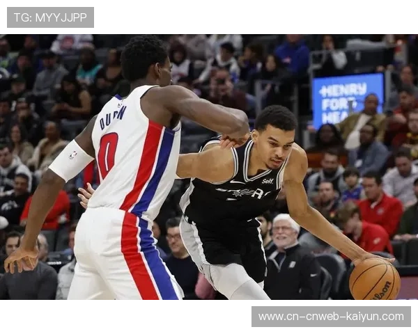 文班亚马对阵勇士砍31+15+10,生涯首次三双 文班亚马对阵勇士砍31+15+10,生涯首次三双